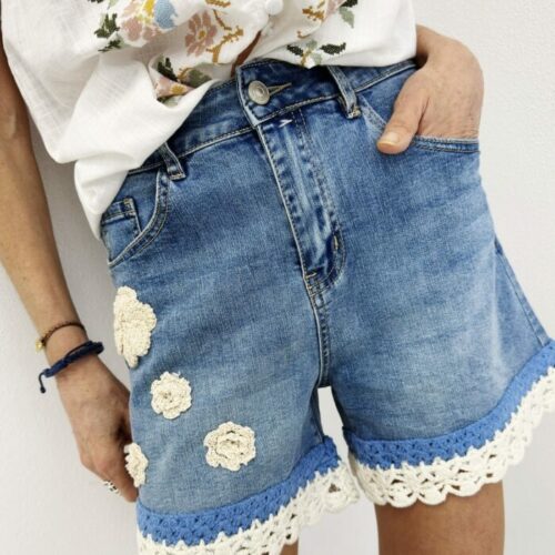 Short ONADO flowers crochet
