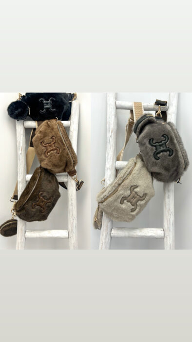 Banane CC fausse fourrure