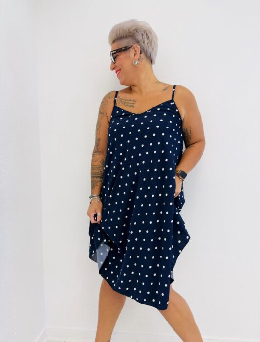 Robe LEXIE fines bretelles marine à pois